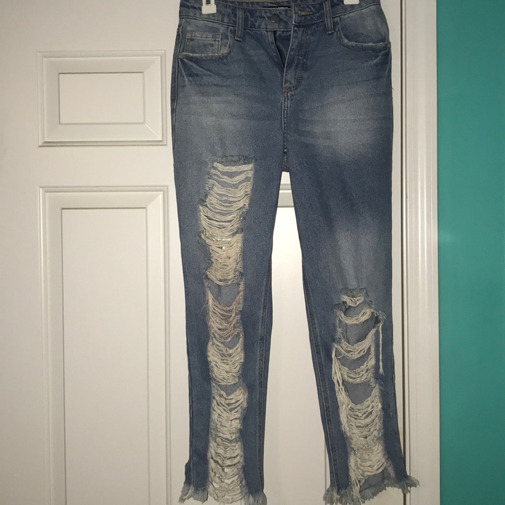 Fashion nova boyfriend jeans
